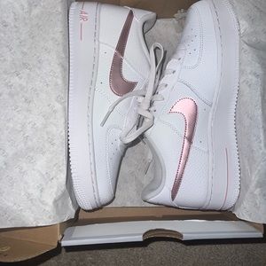 Nike new shoes with box